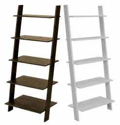 Otto Tikashylly, 2 Väriä